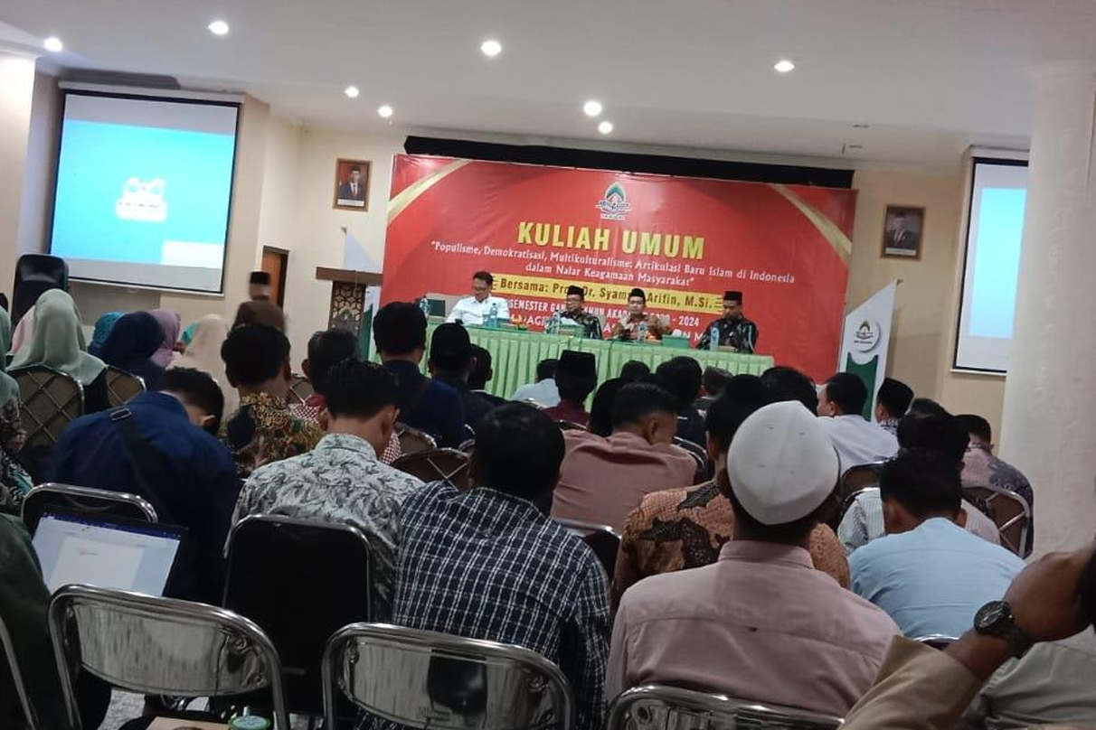 Kuliah Umum Mahasiswa Reguler Pascasarjana IAIN Madura